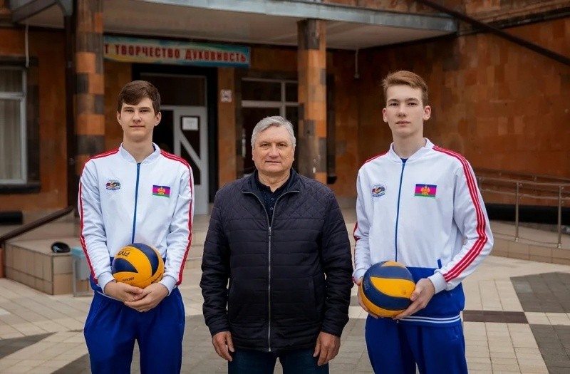 Никита Саянкин и Михаил Семибратов помогли сборной края попасть в четвёрку лучших команд на первенстве России по волейболу