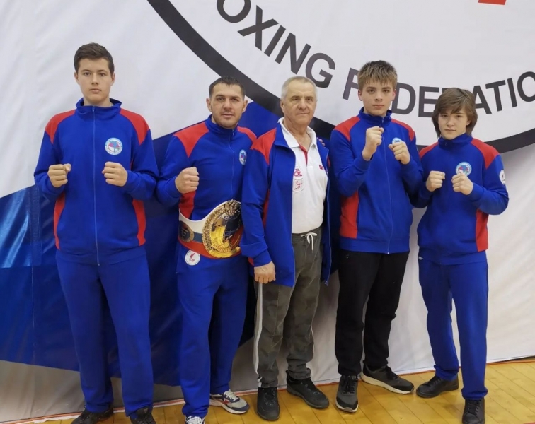 Успех кикбоксеров на чемпионате России