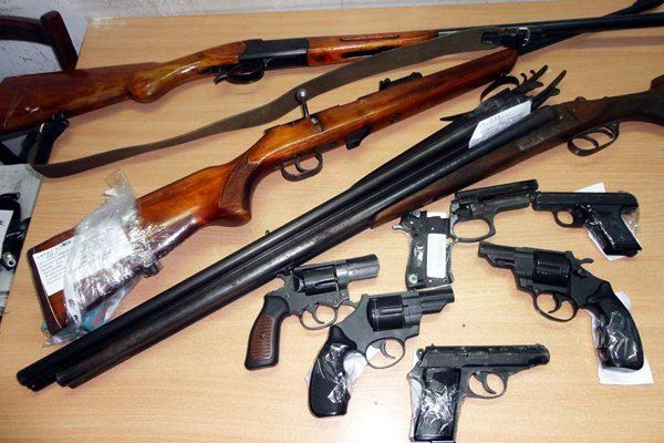 Более 860 тысяч рублей выплатили с начала года кубанцам, сдавшим незаконное оружие и боеприпасы 1