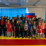 Именитый спортсмен Мехак Казарян встретился с мостовскими боксёрами 1