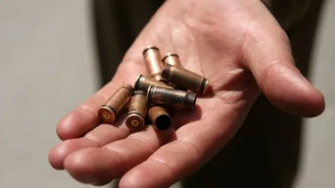 55-летний мужчина хранил у себя дома в Мостовском боеприпасы