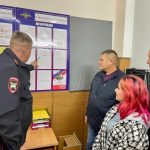 Общественники Мостовского района в рамках акции «Гражданский мониторинг» посетили районное отделение ГИБДД 7