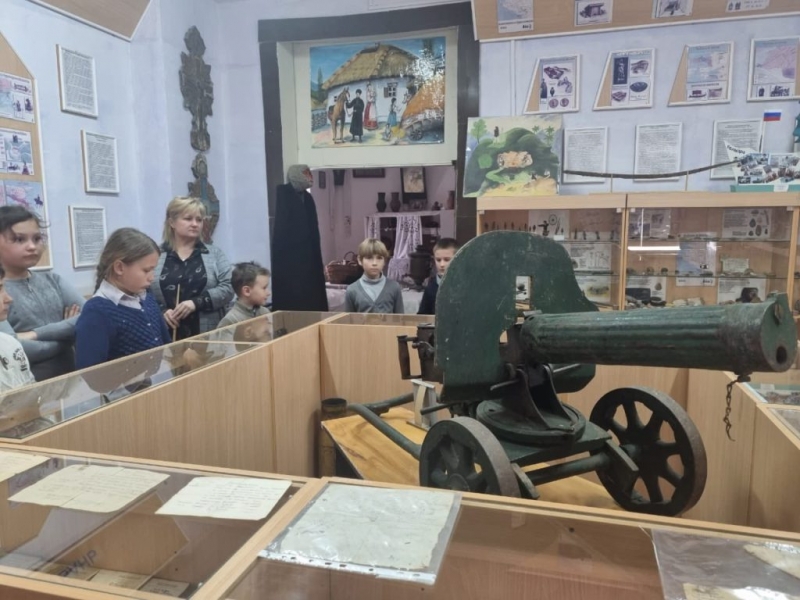 Баракаевские ребята посетили музей беноковской школы № 11 Мостовского района