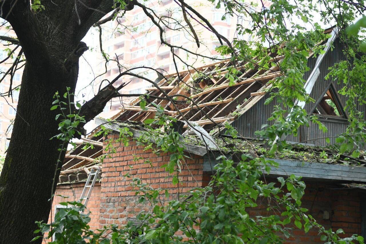 ‼️ Жители Краснодара сегодня ранним утром проснулись из-за громкого хлопка в городе. 18