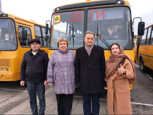 Новый школьный автобус получил Мостовский район.