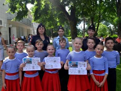В Мостовском районе сотрудники патрульно-постовой службы встретились со школьниками 9
