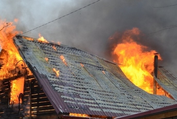 В одном из частных домов станицы Ярославской произошёл серьёзный пожар 1