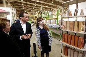 В Мостовском районе начнут производить кирпич ручной формовки 3